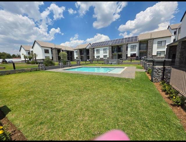 2 BEDROOM PROPERTY TO RENT IN GLEN MARAIS
